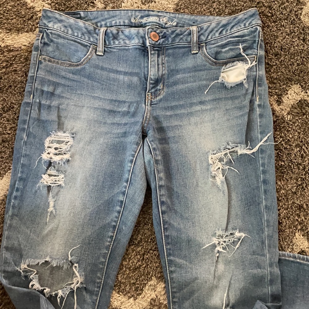 American Eagle distressed jeans